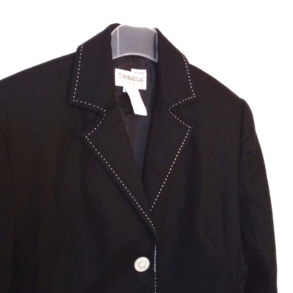 Tribeca Linen Three Button Jacket - Picture 2 of 11